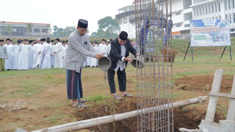 Peletakan Batu Pertama Masjid Baiturrohmah