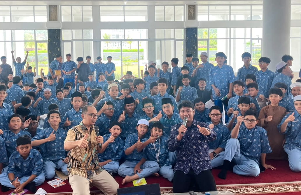Bangkitkan Semangat Siswa Hadapi OSN dan TKA, Ma’had Ar Rohmah Bogor menggelar Achievement Motivation Training 2026